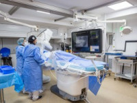 La SANADOR, pacienţii cu afecţiuni arteriale pot fi trataţi prin tehnici endovasculare